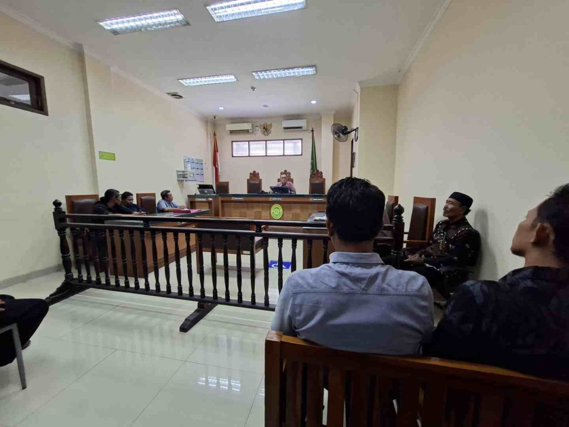 Sidang Mediasi Sengketa Lahan Masyarakat Adat Kutai Desa Separi Ditunda, Hakim Wajibkan Para Prinsipal Hadir 12 Maret